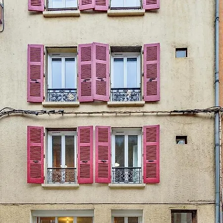 Instant De Douceur Au Pied Des Thermes דירה