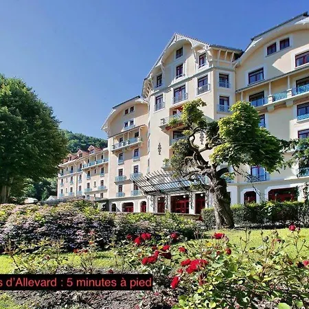 Instant De Douceur Au Pied Des Thermes